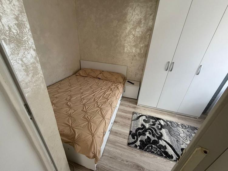 Apartament cu 3 camere în Romanești