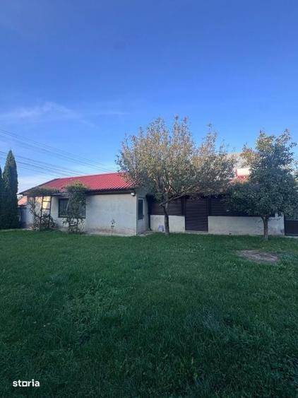 Casă cu 3 camere în Central