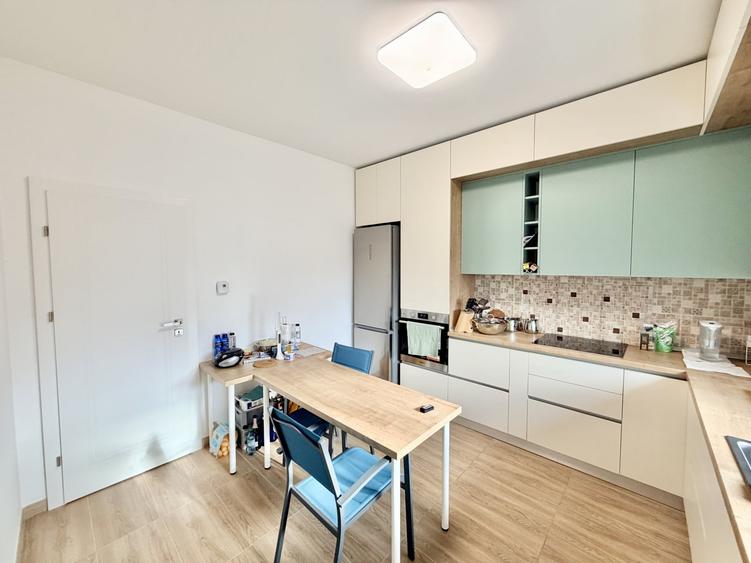 Duplex cu 5 camere cu Canalizare în Moșnița Nouă