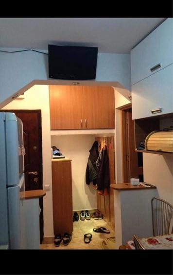 Apartament cu 2 camere semidecomandat în Ultracentral