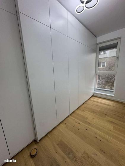 Apartament cu 3 camere în Crângași