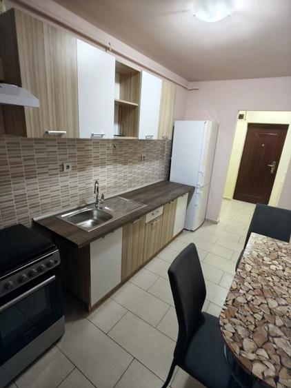 Garsonieră decomandată în Florești
