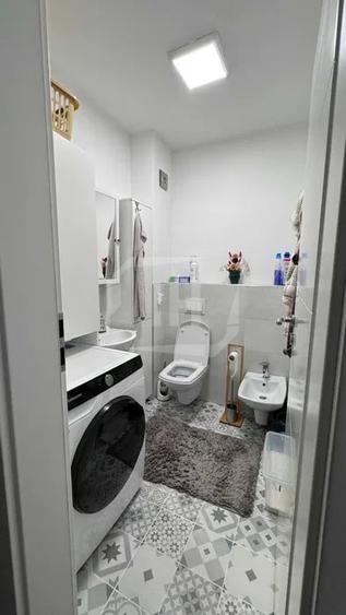Apartament cu 3 camere semidecomandat, mobilat în Grigorescu