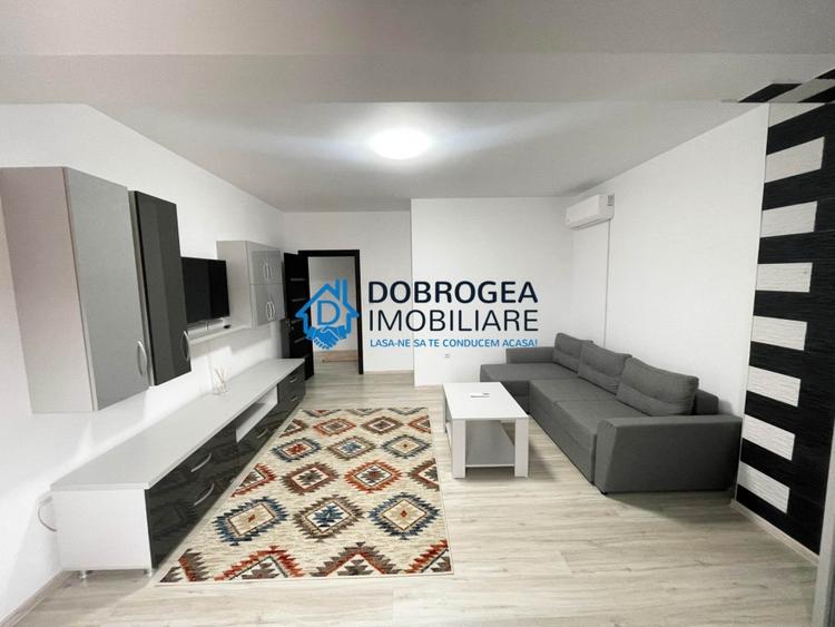 Apartament cu 2 camere decomandat, mobilat în C5