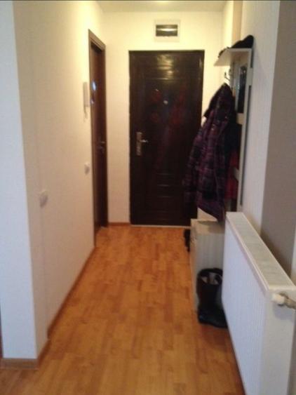 Apartament cu 3 camere semidecomandat în Zorilor