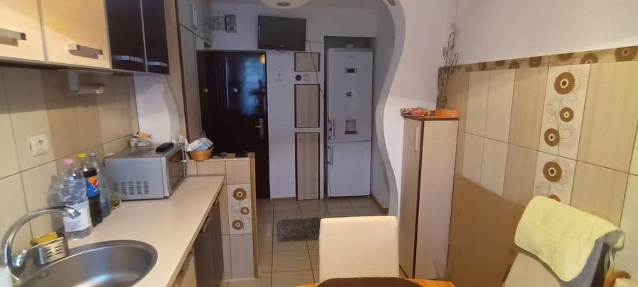 Apartament cu 2 camere semidecomandat în Brazda lui Novac