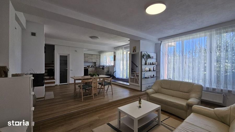 Casă cu 4 camere cu Teren 227 Mp în Central