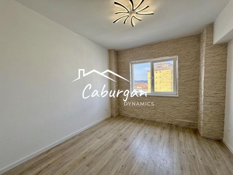 Apartament cu 3 camere decomandat în Mihai Viteazul