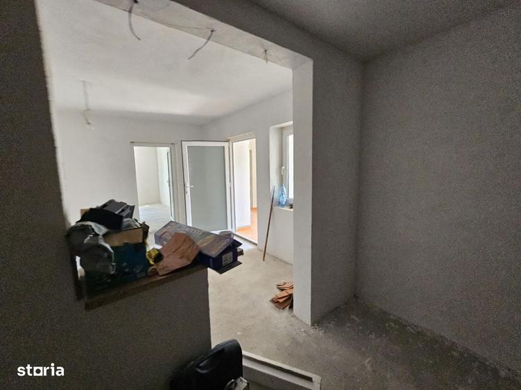 Casă cu 4 camere în Bobâlna