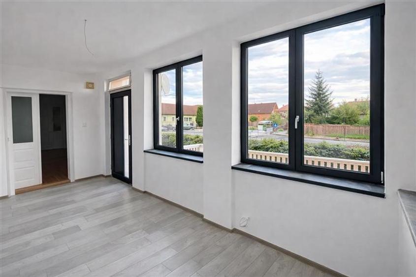 Casă individuală cu 3 camere cu Teren 680 Mp în Toplița