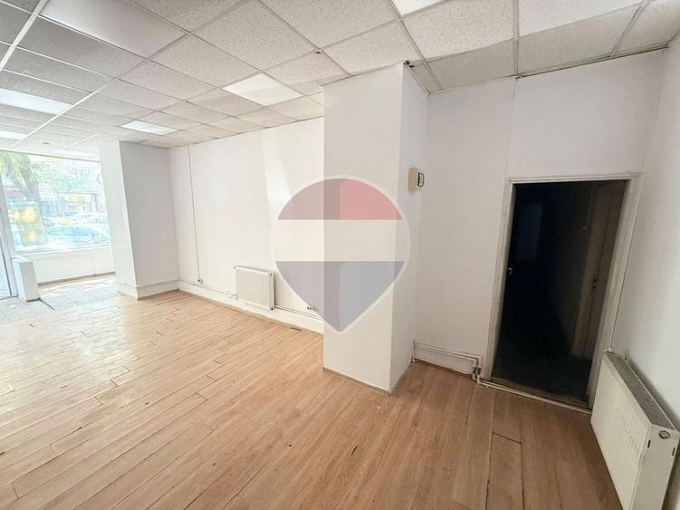 Spațiu comercial, de 305 mp, în Gara de Nord