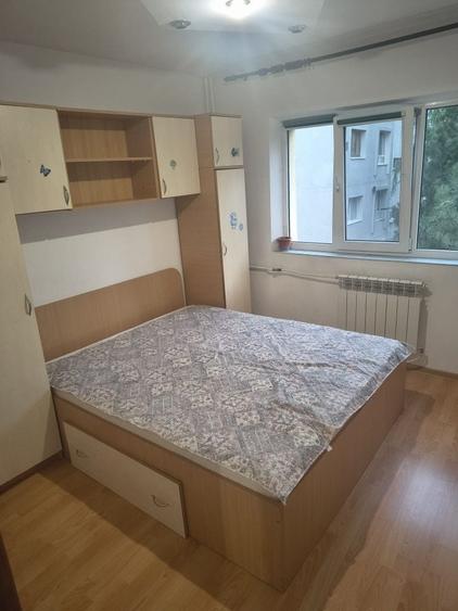 Apartament cu 2 camere decomandat în Burdujeni