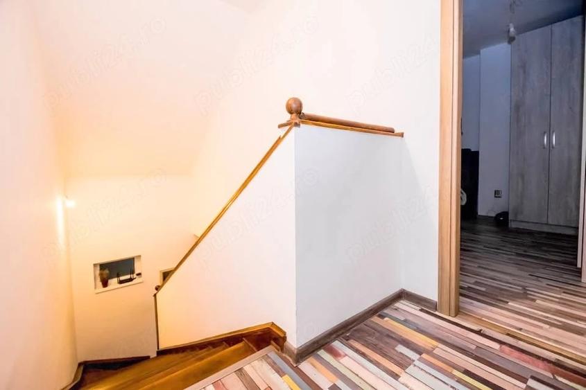 Apartament cu 3 camere decomandat în Girocului