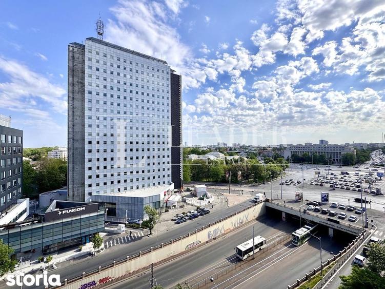 Apartament cu 3 camere decomandat în Victoriei