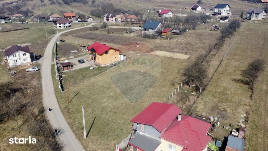 Teren de 3591 mp, în Aghireșu