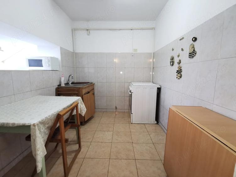 Apartament cu 2 camere decomandat în Sud