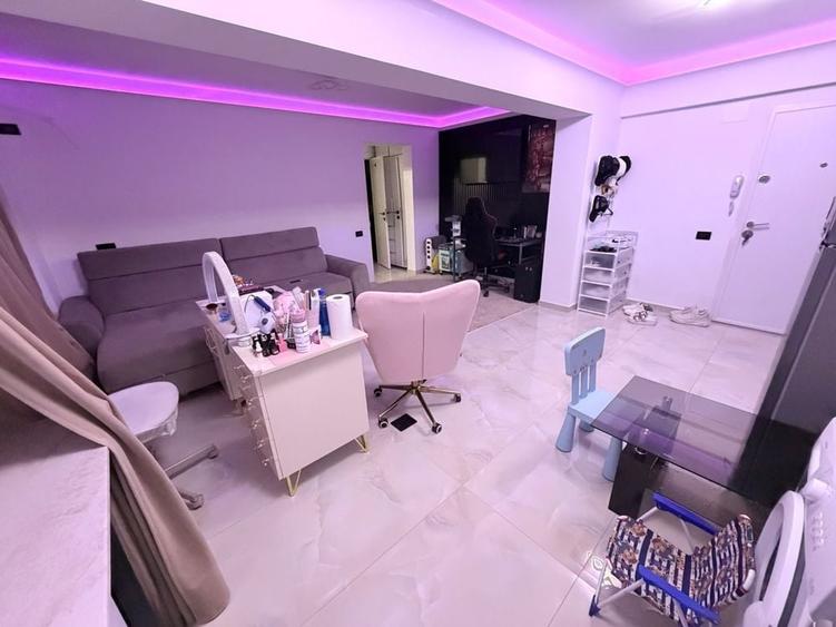 Apartament cu 2 camere decomandat în Exterior Vest