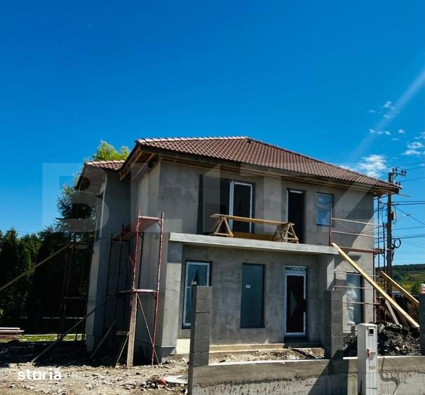 Casă cu 4 camere cu Teren 485 Mp în Livezeni