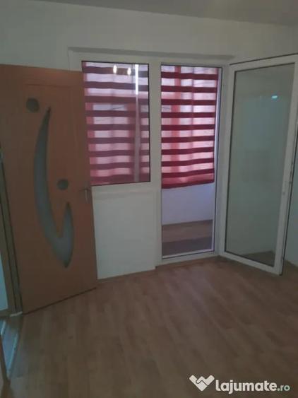 Apartament cu 2 camere nedecomandat în Central
