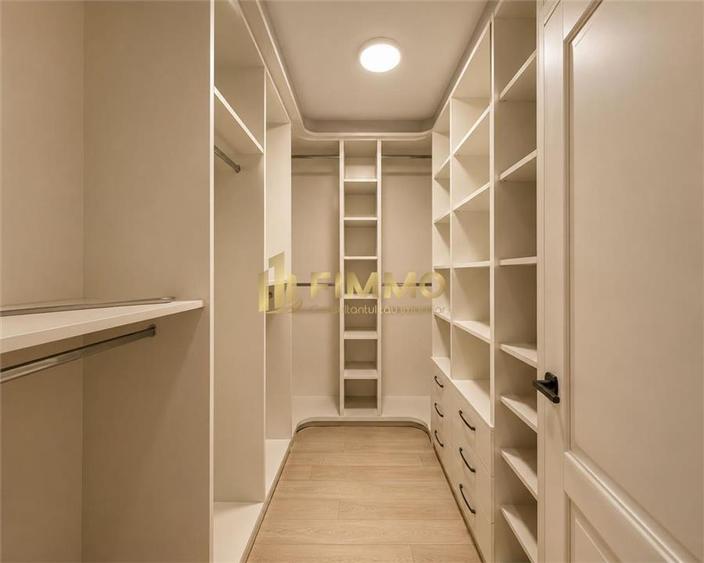 Casă individuală cu 4 camere cu Teren 950 Mp în Exterior Sud