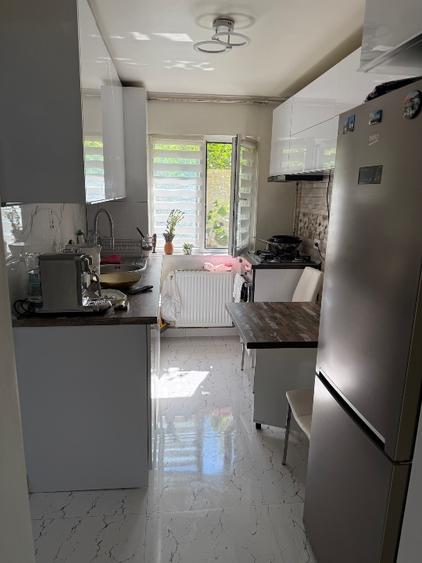 Apartament cu 2 camere semidecomandat, mobilat în Autogară
