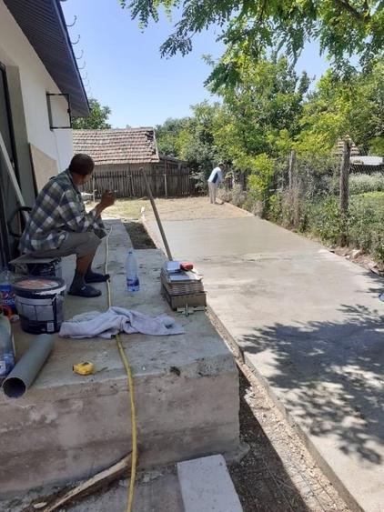Casă individuală cu 3 camere cu Canalizare în Ciulnița