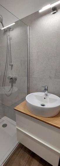 Apartament cu 2 camere decomandat în Exterior Vest