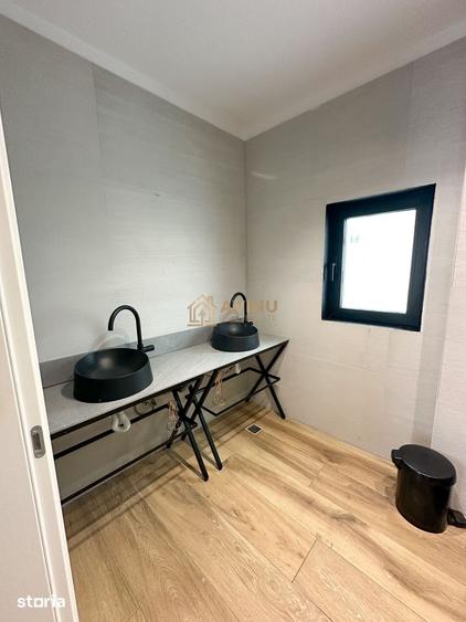 Apartament cu 3 camere decomandat în 1 Mai
