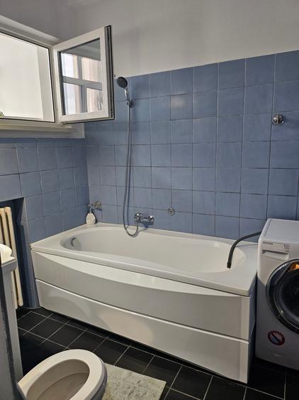 Apartament cu 3 camere decomandat în Eminescu