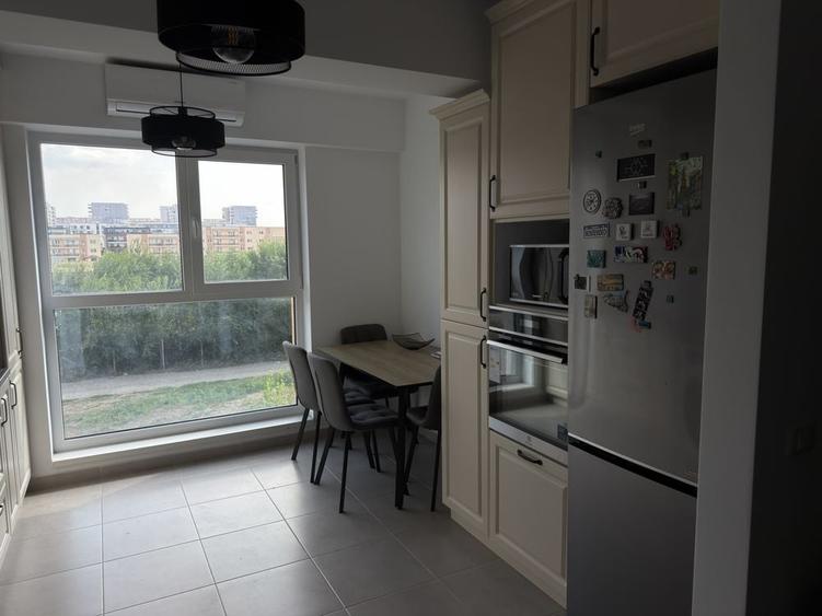 Apartament cu 2 camere decomandat în Theodor Pallady