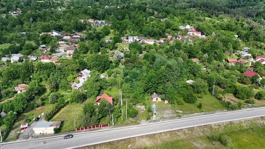 Teren de 1737 mp, în Ghioșești