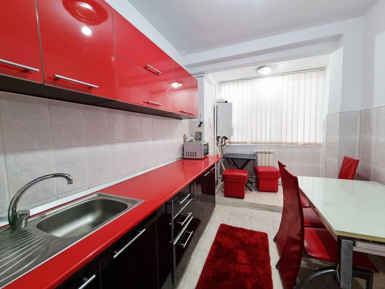 Apartament cu 2 camere semidecomandat, mobilat în Mazepa 1