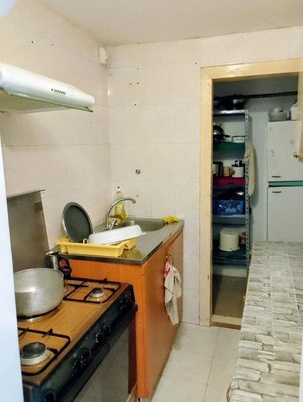 Casă cu 4 camere cu Teren 1800 Mp în Chizătău