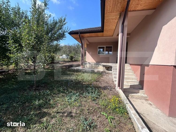 Casă cu 4 camere cu Teren 782 Mp în Baciu