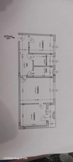 Apartament cu 3 camere semidecomandat în Șagului
