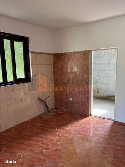 Casă cu 3 camere decomandat în Zilișteanca