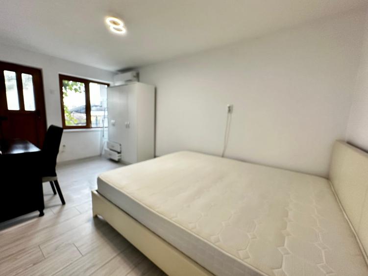 Apartament cu 3 camere, mobilat în Mărăști