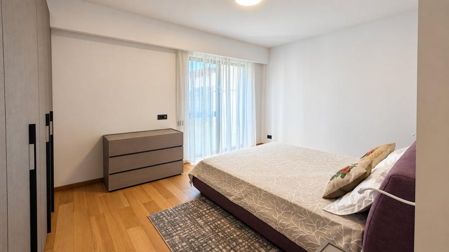 Apartament cu 4 camere, mobilat în Primăverii