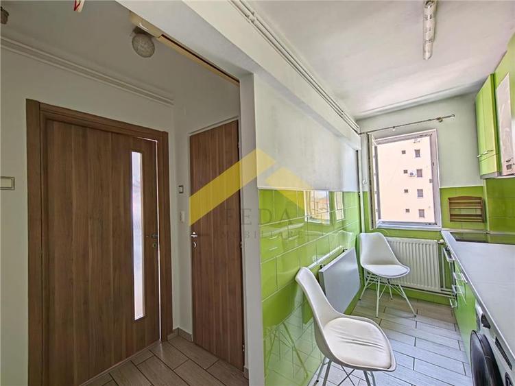 Apartament cu 3 camere decomandat în Aurel Vlaicu