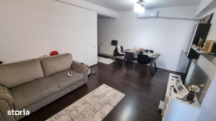 Apartament cu 3 camere în Valea Adâncă