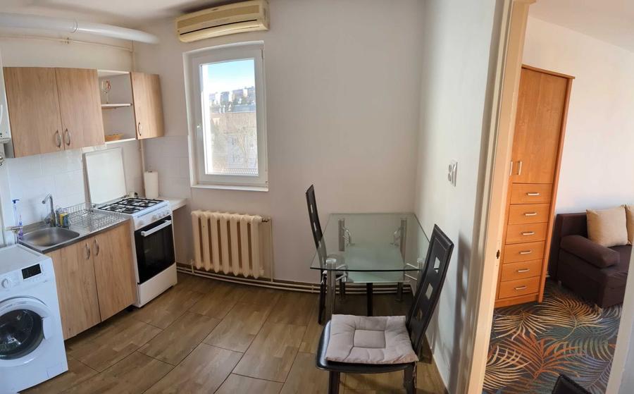 Apartament cu 2 camere decomandat în Dâmbul Rotund