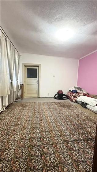 Casă individuală cu 4 camere cu Canalizare în Viile Noi