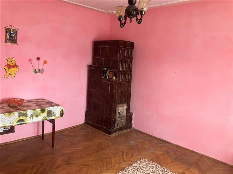 Casă cu 5 camere cu Teren 931 Mp în Movileni