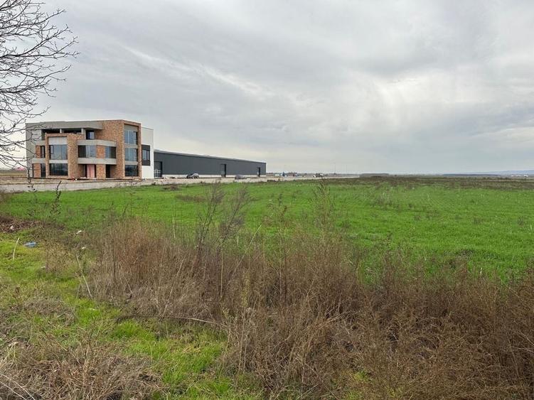 Teren de 45000 mp, în Brăilei