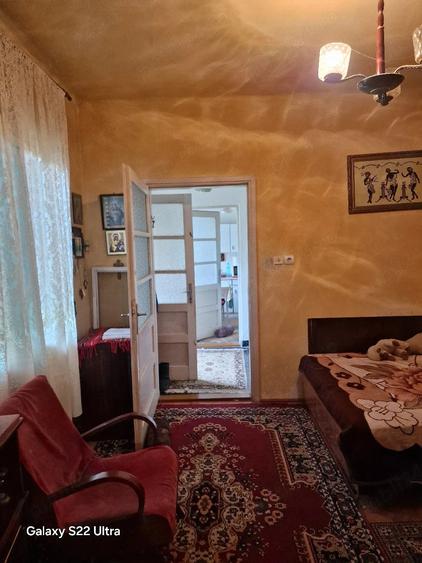 Casă cu 2 camere cu Teren 330 Mp în Lunei
