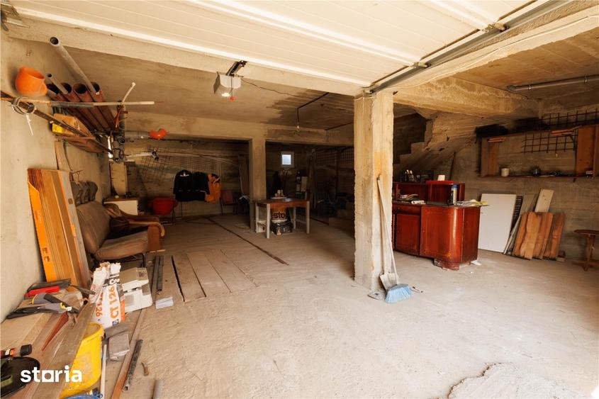 Casă cu 5 camere cu Teren 319 Mp în Central
