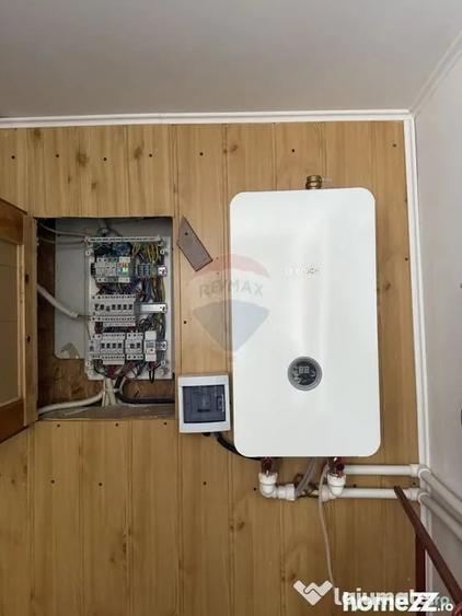Casă cu 5 camere cu Teren 3344 Mp în Țifești