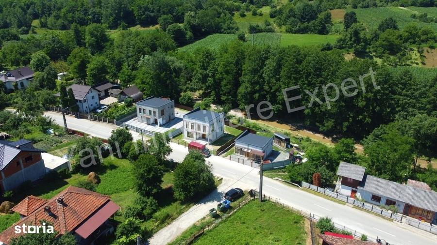 Casă cu 4 camere în Tutana