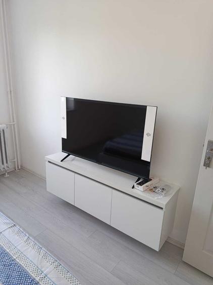 Apartament cu 2 camere semidecomandat în Calea București