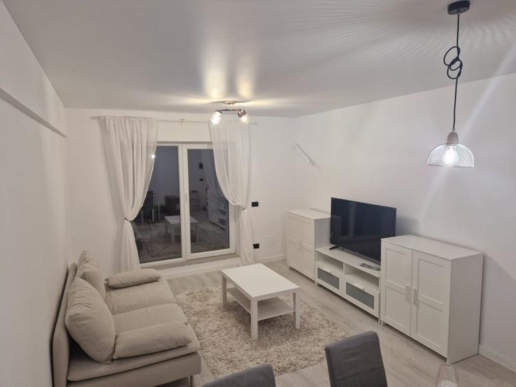 Apartament cu 2 camere decomandat, mobilat în Berceni